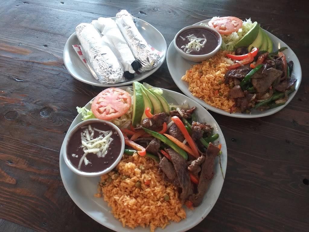 Tamales Alberto Echo Park | restaurant | 1630 Sunset Blvd, Los Angeles, CA 90026, USA | 2135720154 OR +1 213-572-0154