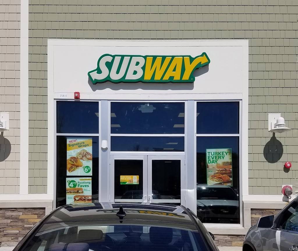 Subway | restaurant | 158 Great Rd, Bedford, MA 01730, USA | 7816763111 OR +1 781-676-3111