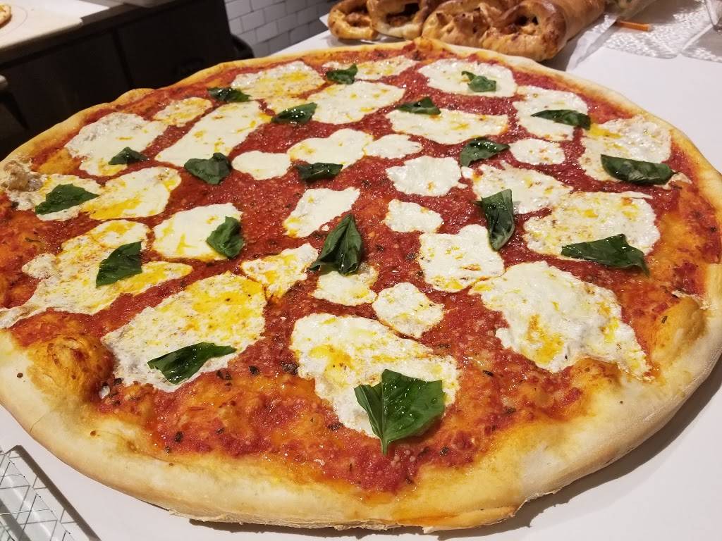 Bella Pizza | restaurant | 19 W Fordham Rd, Bronx, NY 10468, USA | 7188727206 OR +1 718-872-7206