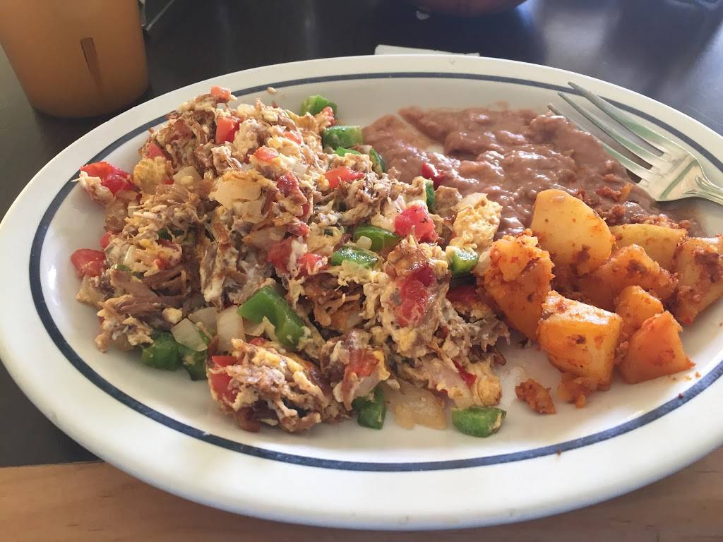 La Casa Del Antojito | restaurant | Calle Reforma 300, Parcelas, 22710 Rosarito, B.C., Mexico | 016616139065 OR +52 661 613 9065