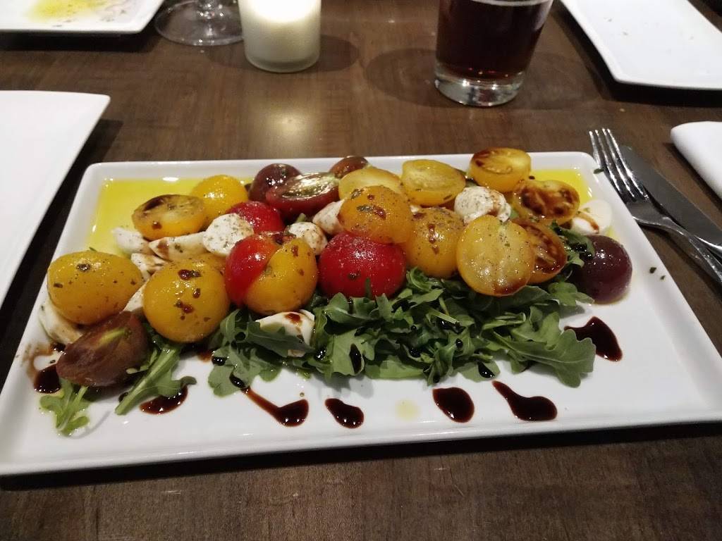 Pane Vino | restaurant | 56 Kent St W, Lindsay, ON K9V 2Y4, Canada | 7058784663 OR +1 705-878-4663