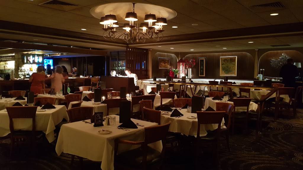 Bob Heilmans Beachcomber | restaurant | 447 Mandalay Ave, Clearwater Beach, FL 33767, USA | 7274424144 OR +1 727-442-4144