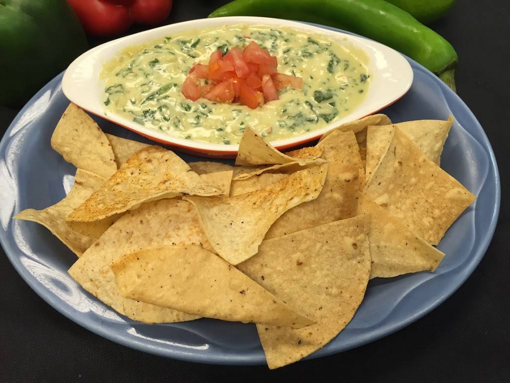 Mauricios Grill & Cantina | restaurant | 6401 White Ln, Bakersfield, CA 93309, USA | 6618379570 OR +1 661-837-9570