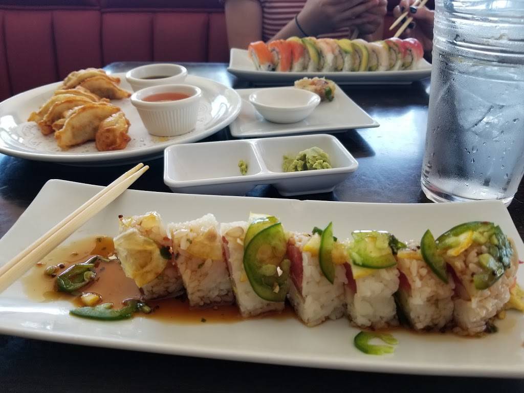 Sushi on Fire | restaurant | 5325 E 2nd St, Long Beach, CA 90803, USA | 5624330221 OR +1 562-433-0221