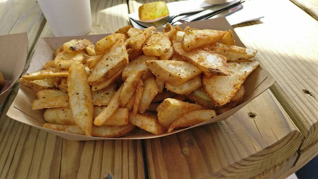 Detroit Fleat | restaurant | 1820 E 9 Mile Rd, Ferndale, MI 48220, USA | 2486077611 OR +1 248-607-7611