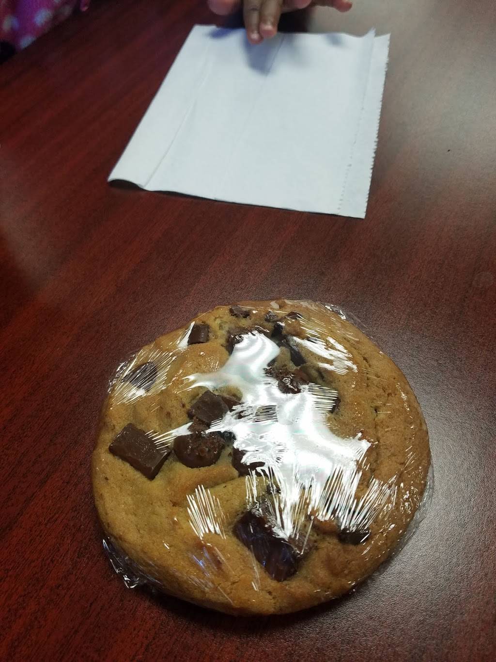 JJS Cafe | cafe | 6622 Southpoint Dr S #125, Jacksonville, FL 32216, USA | 9043791037 OR +1 904-379-1037