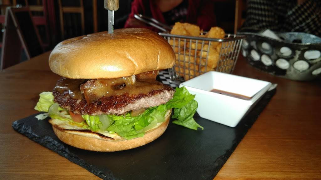 FULL HOUSE BBQ | restaurant | 9890 S Maryland Pkwy unit d19, Las Vegas, NV 89183, USA | 7022274663 OR +1 702-227-4663