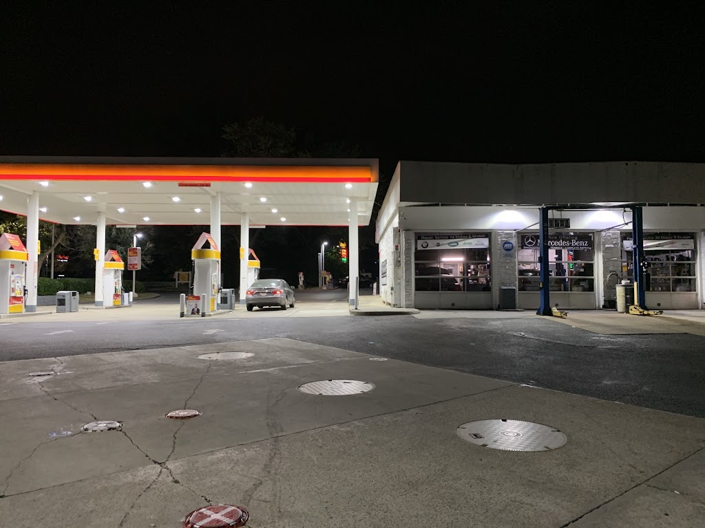 Shell | restaurant | 10211 Westlake Dr, Bethesda, MD 20817, USA | 3014699447 OR +1 301-469-9447