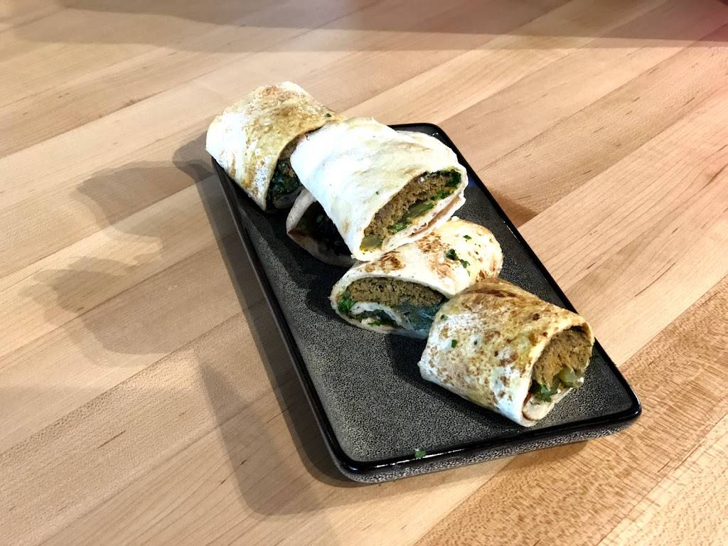 Ambrosia Restaurant & Bar | restaurant | 262 Cedar Ln, Vienna, VA 22180, USA | 7036988010 OR +1 703-698-8010