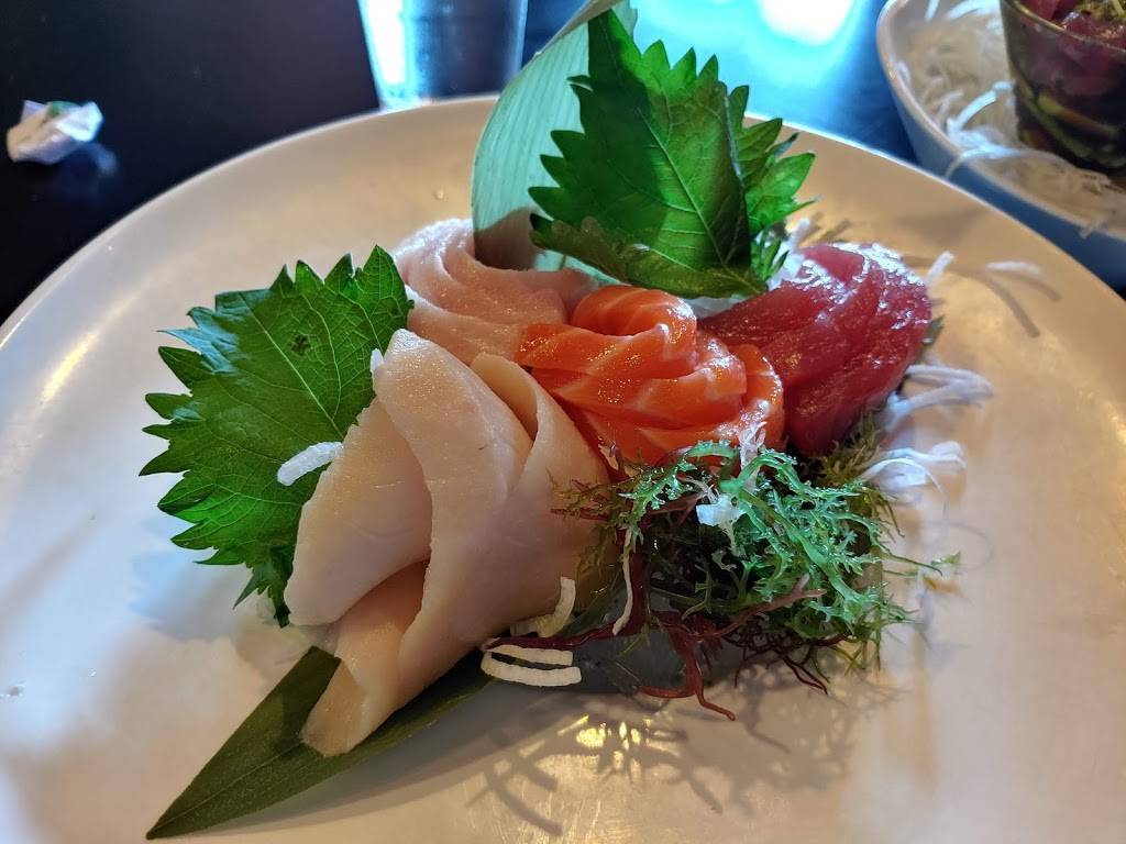 SUSHI KOI | restaurant | 4 N Euclid Ave, St. Louis, MO 63108, USA | 3143672209 OR +1 314-367-2209