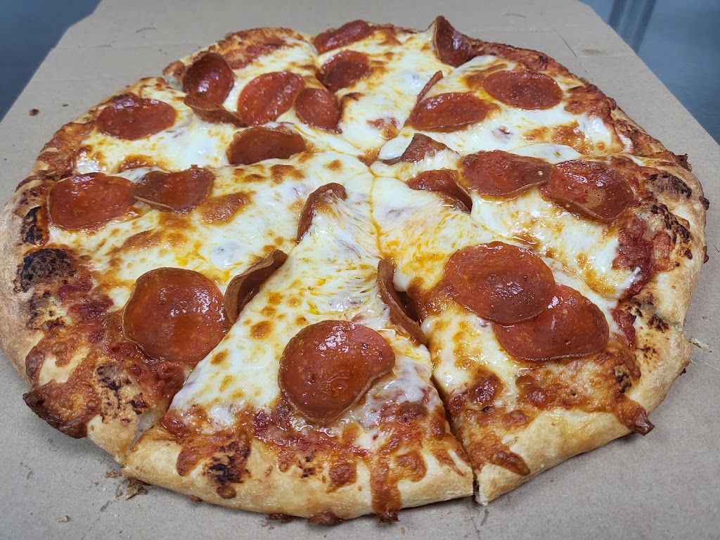 Cavura Pizza | restaurant | 26261 Lorain Rd, North Olmsted, OH 44070, United States | 4404551996 OR +1 440-455-1996