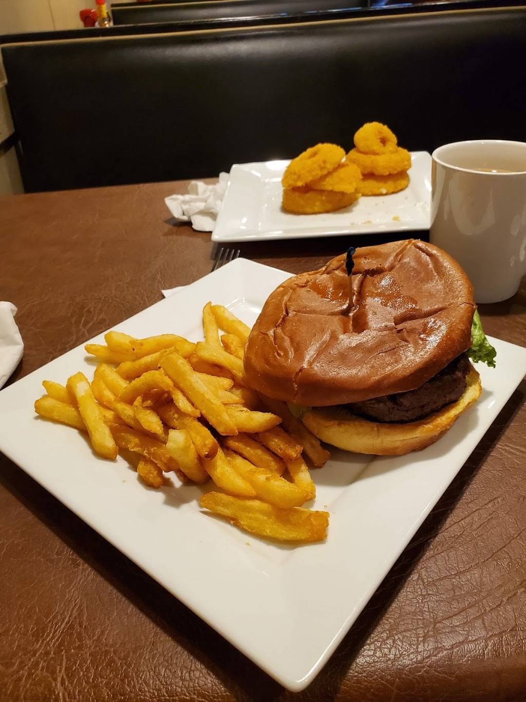 Barneys Roadhouse | restaurant | 4405 Journey Pl, Gadsden, AL 35904, USA | 2564673856 OR +1 256-467-3856