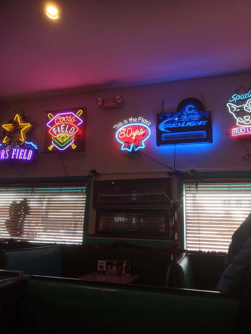 Bonnie Brae Tavern, Inc. | restaurant | 740 S University Blvd, Denver, CO 80209, USA | 3037772262 OR +1 303-777-2262