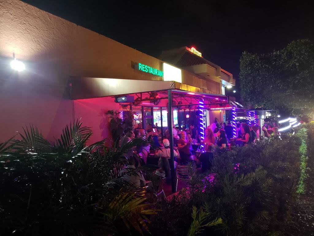 El Valle BBQ | restaurant | 8108 NW 103rd St, Hialeah, FL 33016, USA | 3058218968 OR +1 305-821-8968