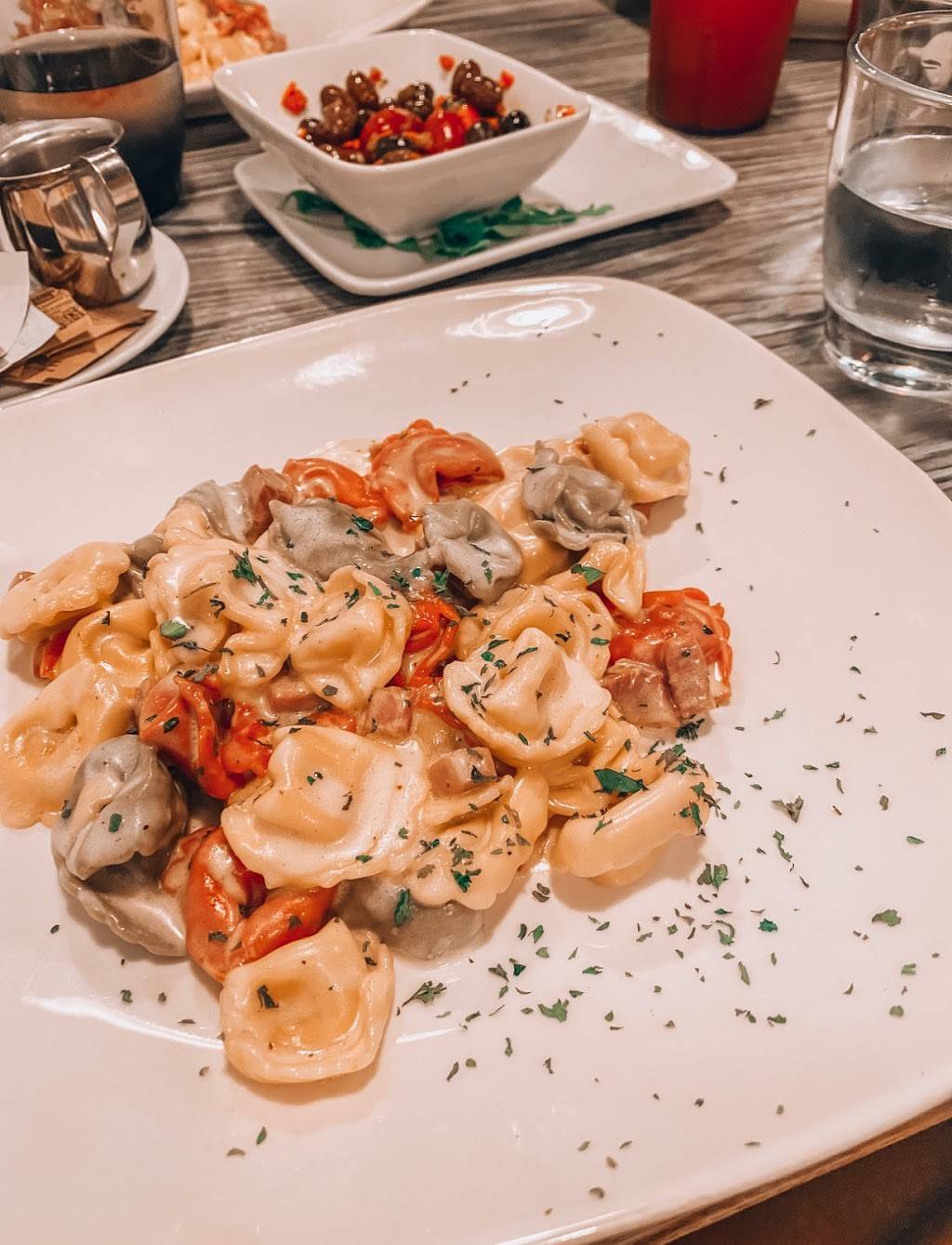 Via Italia wood fired pizza | restaurant | 8644 Hunters Park Way, Tampa, FL 33647, USA | 8134754857 OR +1 813-475-4857