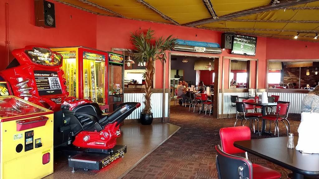 Fuddruckers | restaurant | 8941 N Black Canyon Hwy, Phoenix, AZ 85021, USA | 6028701111 OR +1 602-870-1111