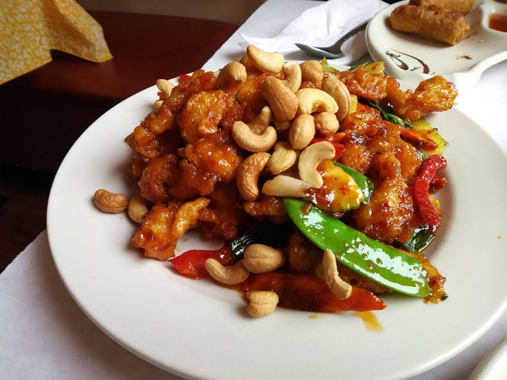 Snail Thai Cuisine | restaurant | 1649 E 55th St, Chicago, IL 60615, USA | 7736675423 OR +1 773-667-5423