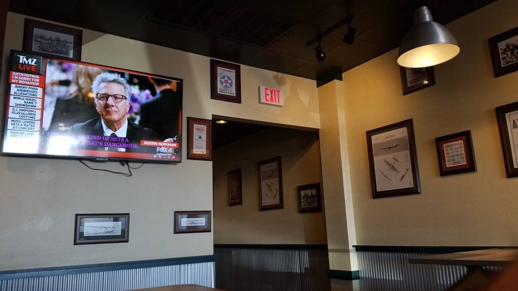 Wingstop | restaurant | 4017 E Belknap St, Haltom City, TX 76111, USA | 8178319464 OR +1 817-831-9464