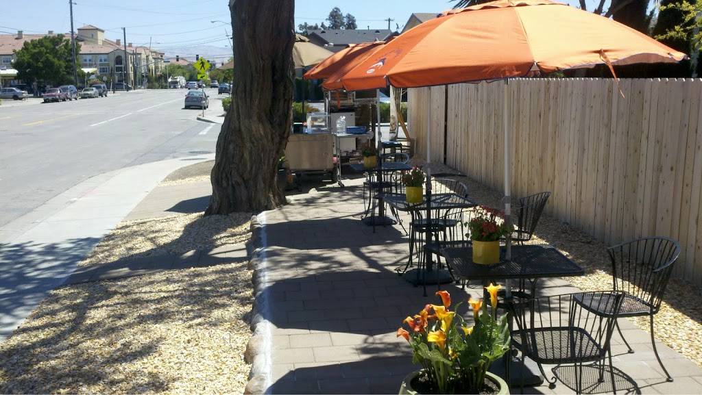 Logans Big Dawgs | meal takeaway | 2050-2076 Agnew Rd, Santa Clara, CA 95054, USA | 4088920762 OR +1 408-892-0762