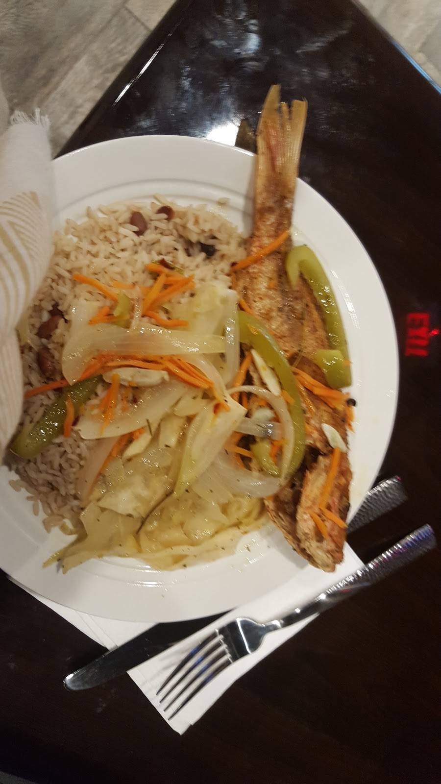 J&T Jerk Hut The Rastarant | restaurant | 190 S Columbus Ave, Mt Vernon, NY 10553, USA | 9146675555 OR +1 914-667-5555