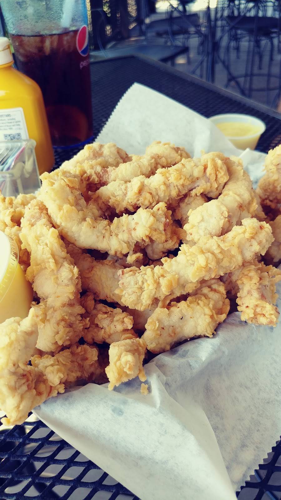 Goetten Oasis Restaurant | restaurant | 1109 5th St, Carrollton, IL 62016, USA | 2179423713 OR +1 217-942-3713