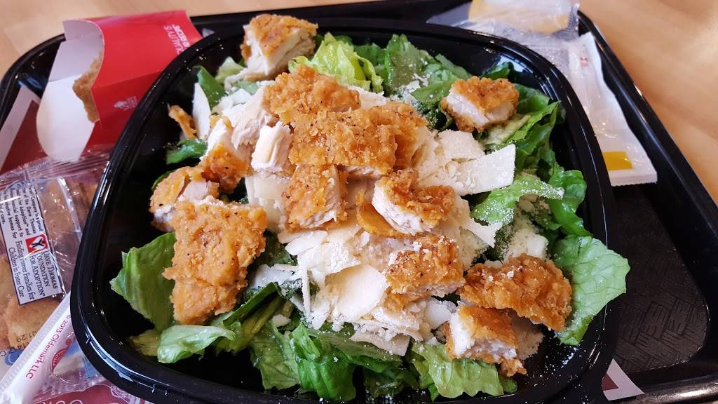 Wendys | restaurant | 8 Highland Ave, Seekonk, MA 02771, USA | 5083364019 OR +1 508-336-4019