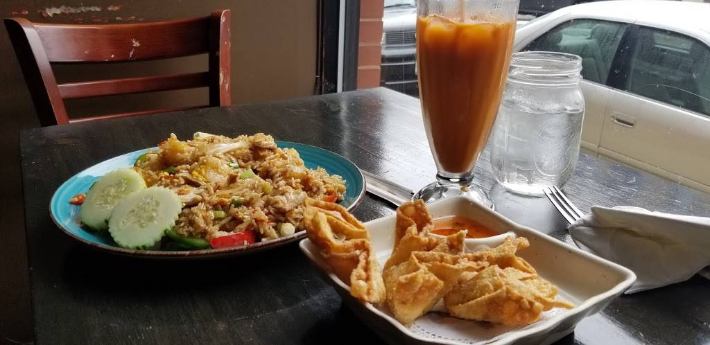 Thai Lagoon | restaurant | 2322 W North Ave, Chicago, IL 60647, USA | 7734895747 OR +1 773-489-5747