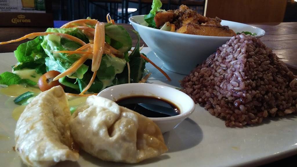 Gala Thai | restaurant | 11040 W Magnolia Blvd, North Hollywood, CA 91601, USA | 8182001714 OR +1 818-200-1714