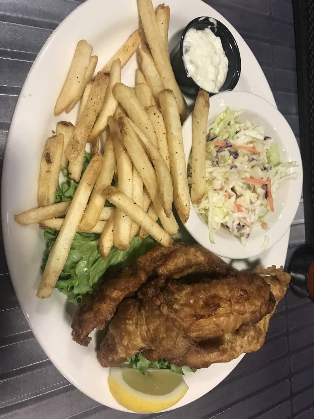 Brewgers | restaurant | 10 Nove Way #N, Valley Springs, CA 95252, USA | 2097723322 OR +1 209-772-3322