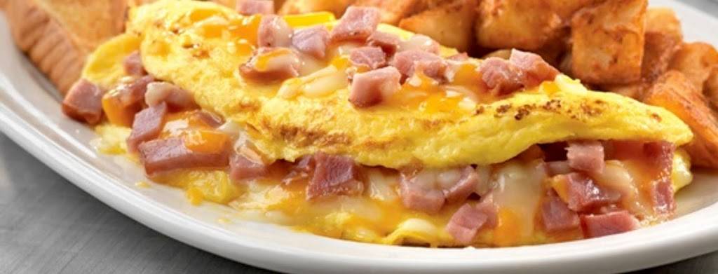 LASS CUBAN CAFE | restaurant | 18800 NW 2nd Ave, Miami Gardens, FL 33169, USA | 3056512688 OR +1 305-651-2688