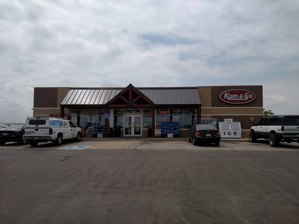 Kum & Go | meal takeaway | 127 Laura Way, Dacono, CO 80514, USA | 3038333935 OR +1 303-833-3935