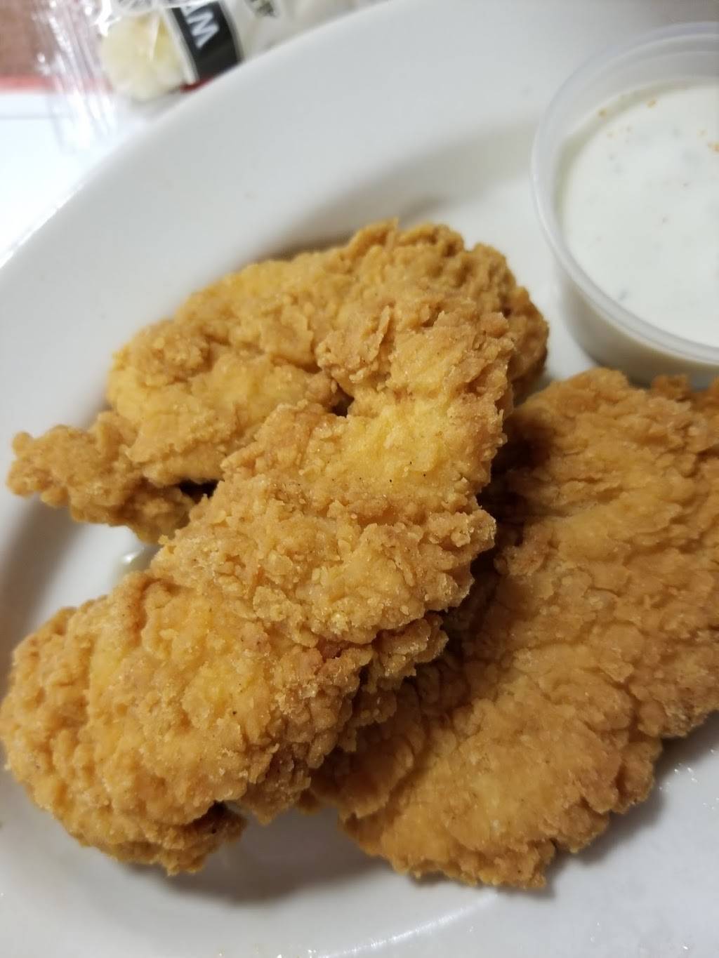 Steak n Shake | restaurant | 7561 E State Street, Rockford, IL 61108, USA | 8153959250 OR +1 815-395-9250