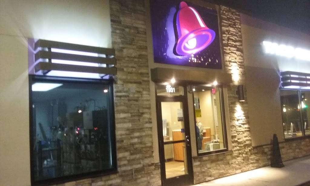 Taco Bell | meal takeaway | 1931 Minnehaha Ave, Minneapolis, MN 55404, USA | 6123700024 OR +1 612-370-0024