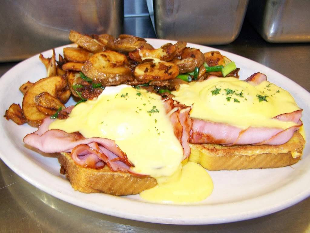 Samis City Diner | restaurant | 3000 Minnesota Dr, Anchorage, AK 99503, USA | 9072772489 OR +1 907-277-2489