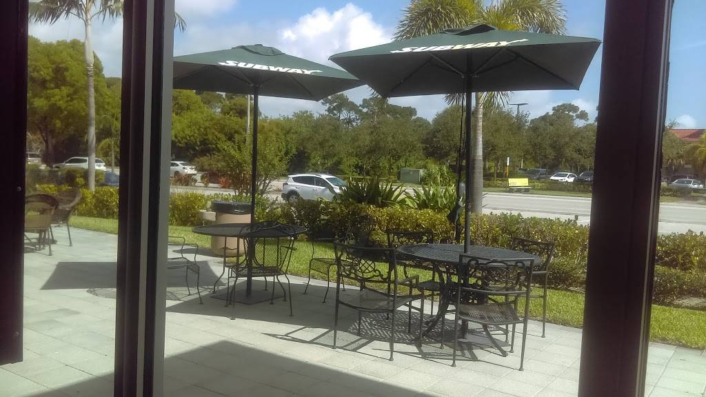 Subway | meal takeaway | 1050 Gateway Blvd Suite 102, Boynton Beach, FL 33426, USA | 5612004721 OR +1 561-200-4721