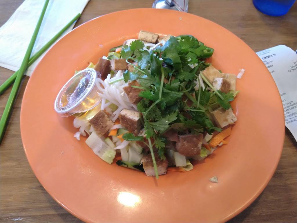 Bon Mi | restaurant | 849 E 13th Ave, Eugene, OR 97401, USA | 5416506129 OR +1 541-650-6129