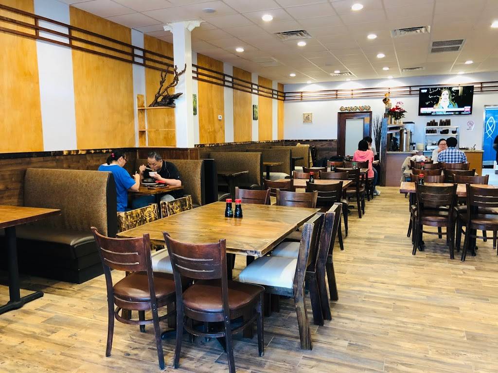 IWA YA Teppanyaki & Sushi | restaurant | 9600 Bellaire Blvd #101A, Houston, TX 77036, USA | 3468672133 OR +1 346-867-2133