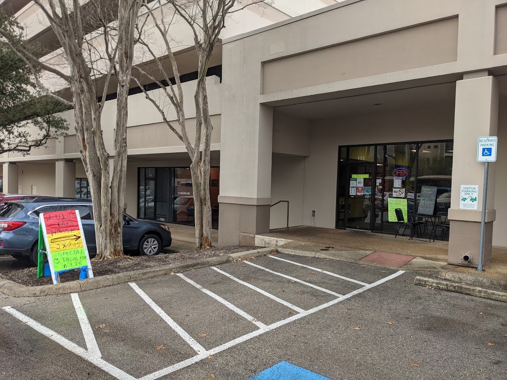 LuLus Tako House | restaurant | 5282 Medical Dr SUITE 115, San Antonio, TX 78229, USA | 2107338037 OR +1 210-733-8037