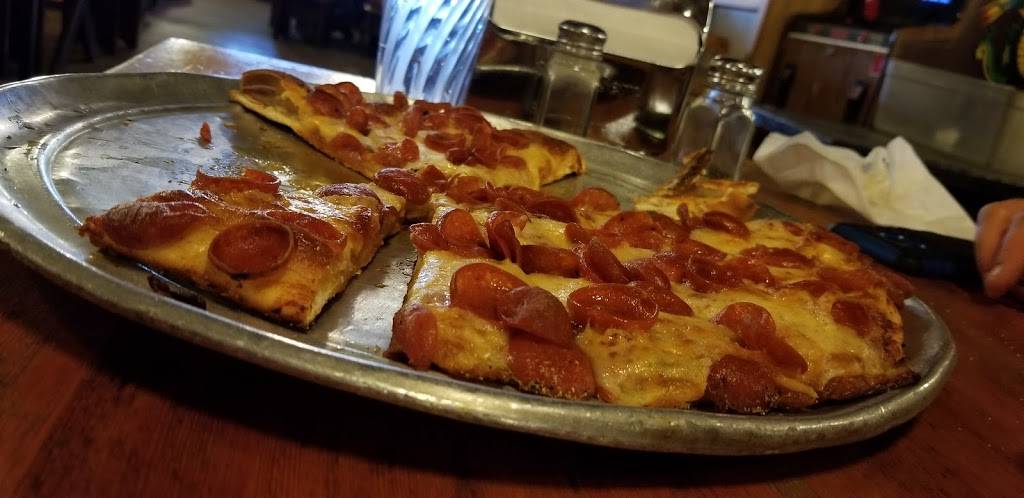 Joeys Pizza | restaurant | 1498 S A St, Springfield, OR 97477, USA | 5417466913 OR +1 541-746-6913