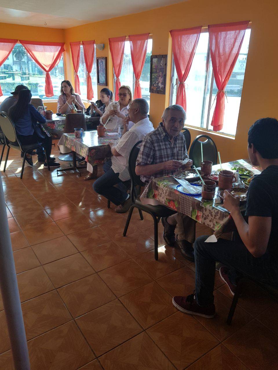 El kiosko Playas De Tijuana | restaurant | Av. del Farallón 156, Playas, Las Flores 1ra Secc, 22504 Tijuana, B.C., Mexico | 016646094556 OR +52 664 609 4556