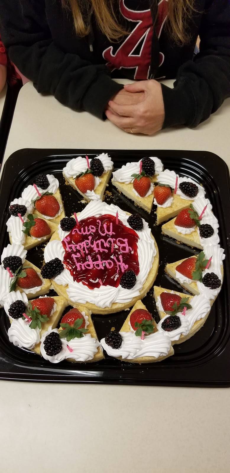 Hartz Chicken Buffet | restaurant | 2505 S 11th St, Beaumont, TX 77701, USA | 4098133500 OR +1 409-813-3500