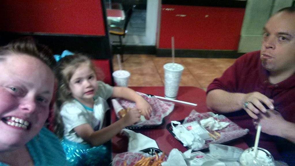 Jack in the Box | restaurant | 5656 California Ave, Bakersfield, CA 93309, USA | 6613259067 OR +1 661-325-9067