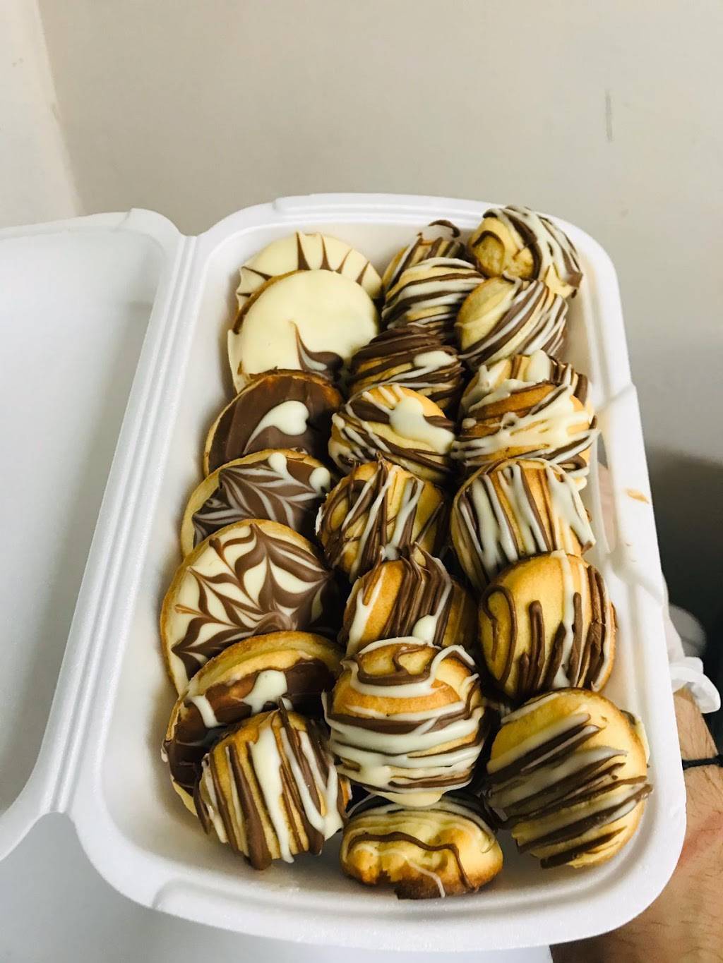 MYST cafe & lounge | restaurant | 12963 Yonge St, Richmond Hill, ON L4E 3G9, Canada | 2892346978 OR +1 289-234-6978