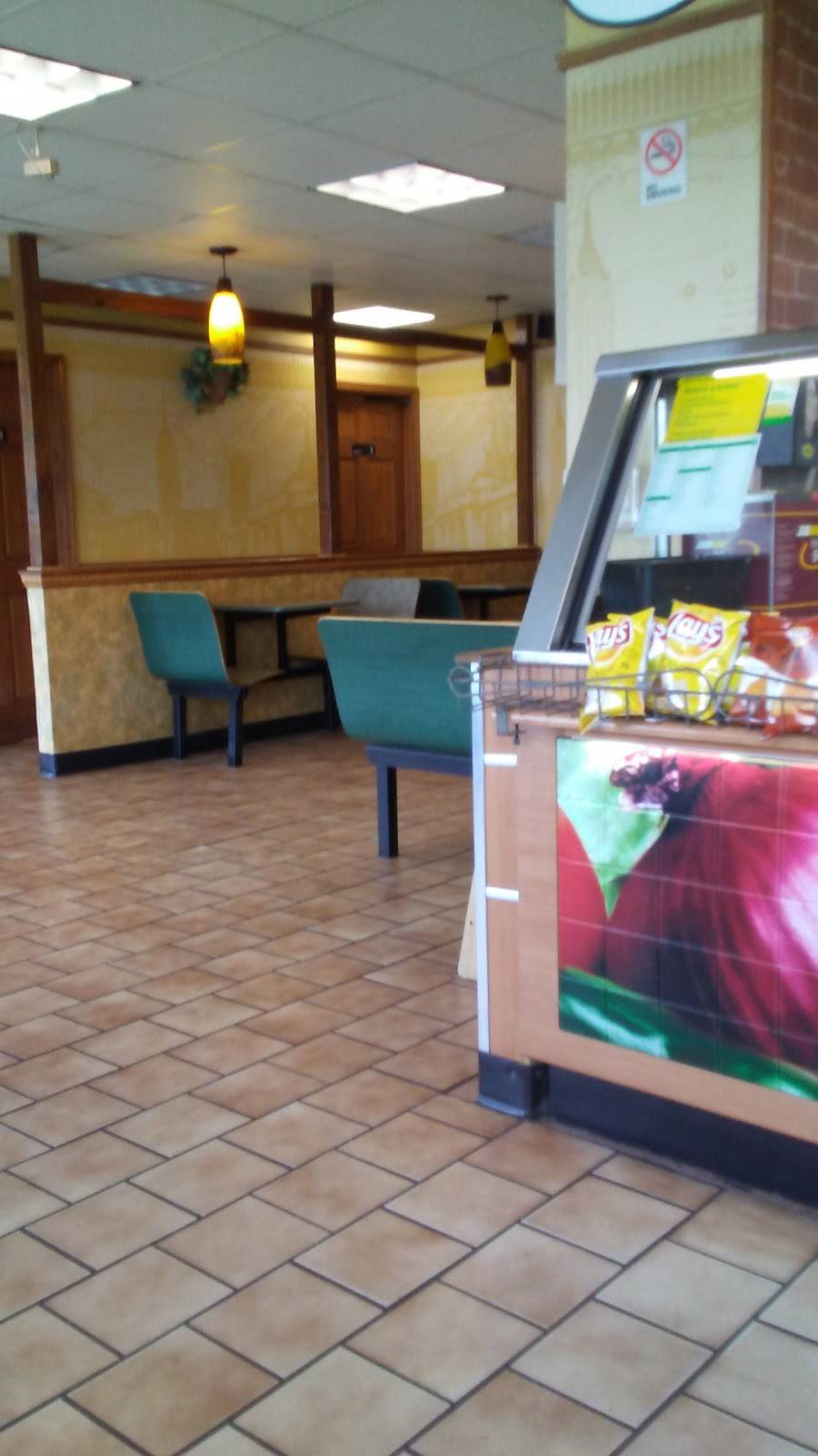 Subway | meal takeaway | 990 East Harrison St, Batesville, AR 72501, USA | 8707937766 OR +1 870-793-7766
