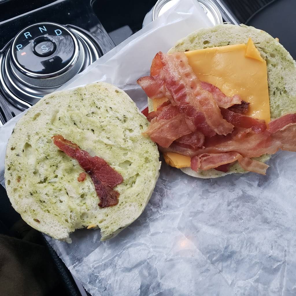 Tim Hortons | restaurant | 31300 Five Mile Rd, Livonia, MI 48154, USA | 7344218100 OR +1 734-421-8100