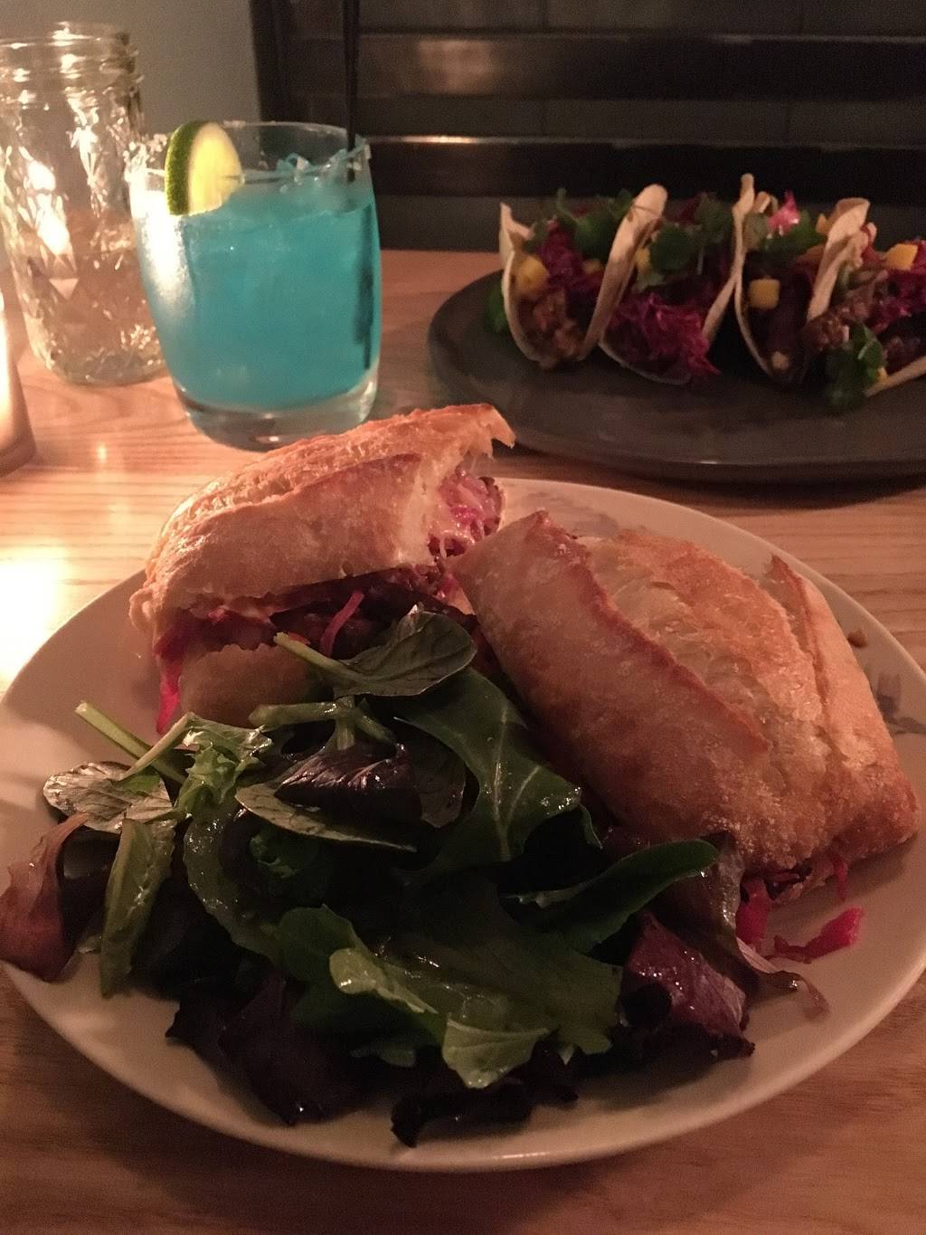 Methuselah Bar and Lounge | night club | 391 North St, Pittsfield, MA 01201, USA | 4133472888 OR +1 413-347-2888