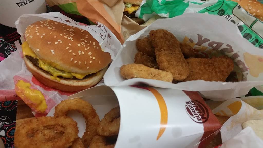 Leos Burgers, Inc. | restaurant | 4501 Ming Ave, Bakersfield, CA 93309, USA | 6618338492 OR +1 661-833-8492