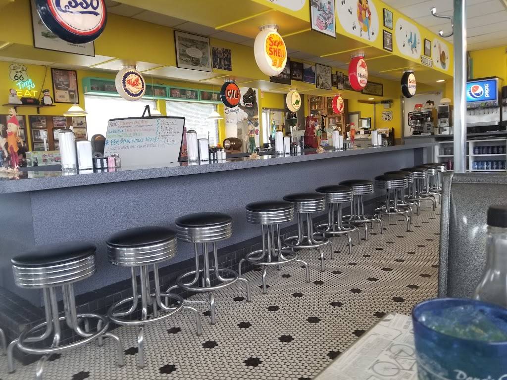 Dougs Classic 57 Diner | restaurant | 2031 S Rockhill Ave, Alliance, OH 44601, USA | 3308212887 OR +1 330-821-2887