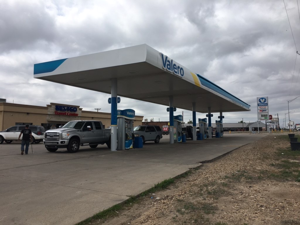 Yesway | restaurant | 1015 US-54, Guymon, OK 73942, USA | 5803384229 OR +1 580-338-4229