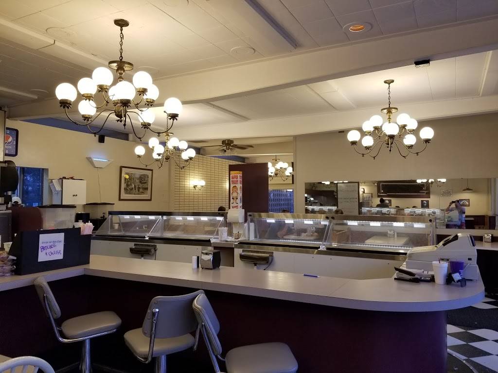 Mayberrys Restaurant | restaurant | 698 S Scales St, Reidsville, NC 27320, USA | 3363423277 OR +1 336-342-3277